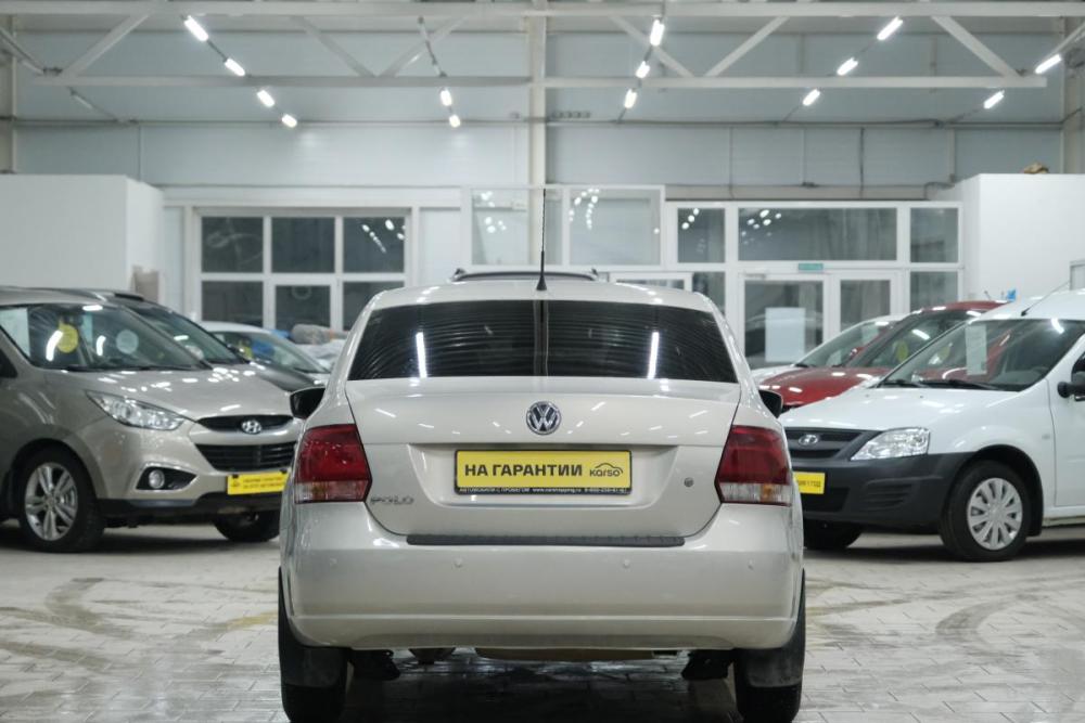 Volkswagen Polo V Омск  - изображение 6