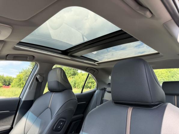 Toyota Camry VIII (XV70) Рестайлинг с пробегом 2023 года, цена 3 600 000 рублей, 34434 км, седан, Автокод Объявления