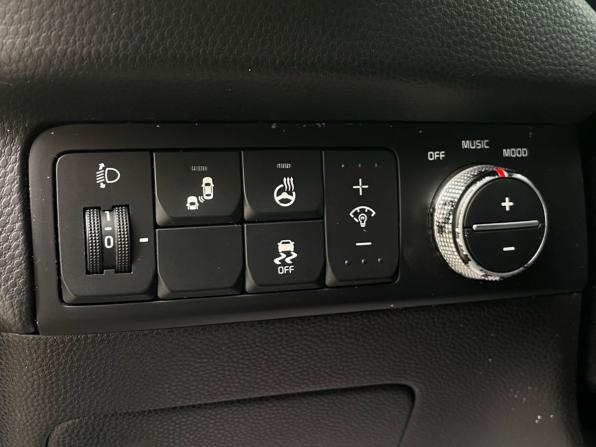 Kia Soul II Рестайлинг с пробегом 2017 года, цена 1 380 000 рублей, 168700 км, хэтчбек, Автокод Объявления