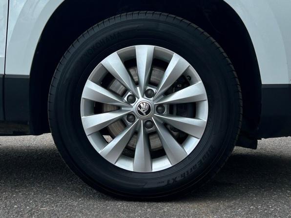 Skoda Karoq I с пробегом 2022 года, цена 2 422 300 рублей, 106766 км, внедорожник, Автокод Объявления
