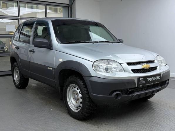 Chevrolet Niva I Рестайлинг с пробегом 2018 года, цена 680 000 рублей, 167135 км, внедорожник, Автокод Объявления