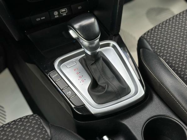 Kia Ceed III с пробегом 2019 года, цена 1 320 000 рублей, 209530 км, универсал, Автокод Объявления