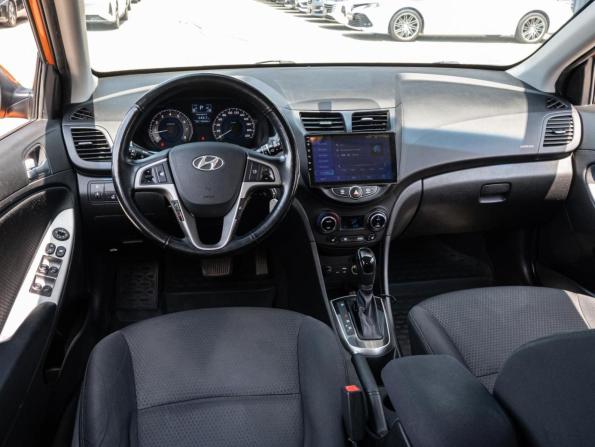Hyundai Solaris I Рестайлинг с пробегом 2015 года, цена 1 050 000 рублей, 101565 км, хэтчбек, Автокод Объявления