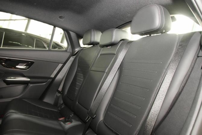 Новый Mercedes-Benz GLC Coupe II (C254) 2025 года, цена 7 440 000 рублей, внедорожник, Автокод Объявления