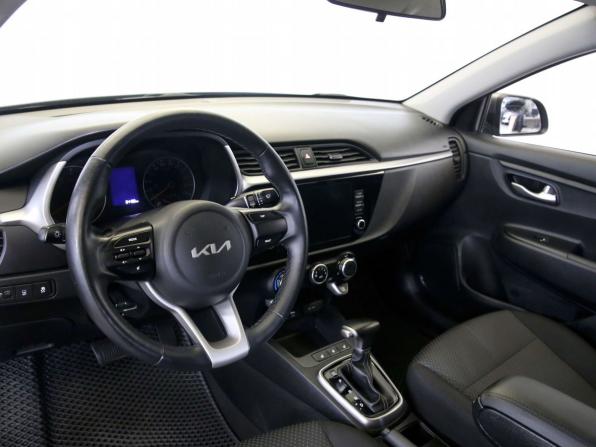 Kia Rio IV Рестайлинг с пробегом 2021 года, цена 1 345 000 рублей, 84484 км, седан, Автокод Объявления