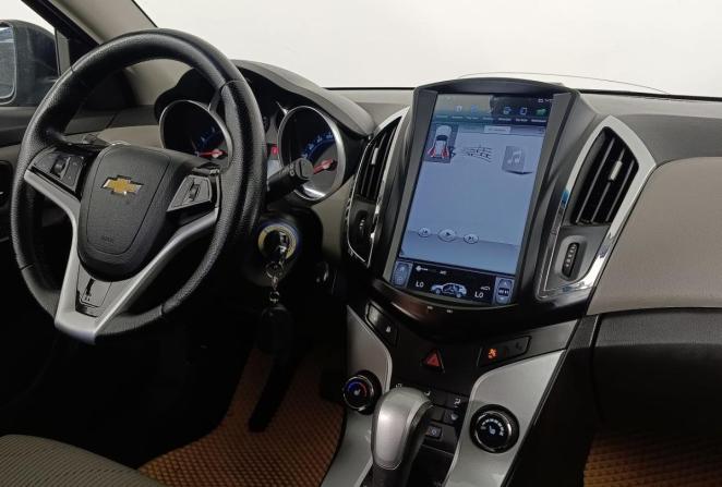 Chevrolet Cruze I Рестайлинг с пробегом 2014 года, цена 660 000 рублей, 233267 км, хэтчбек, Автокод Объявления