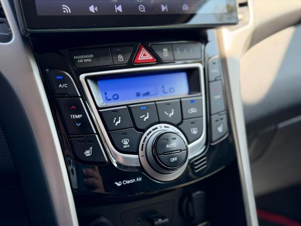 Hyundai i30 II с пробегом 2014 года, цена 890 000 рублей, 146889 км, хэтчбек, Автокод Объявления