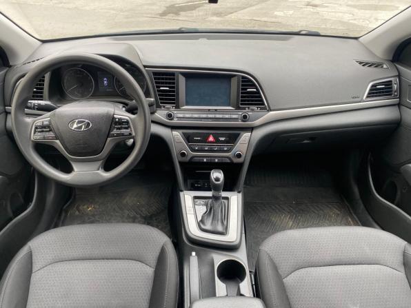 Hyundai Elantra VI (AD) с пробегом 2018 года, цена 1 000 000 рублей, 117500 км, седан, Автокод Объявления