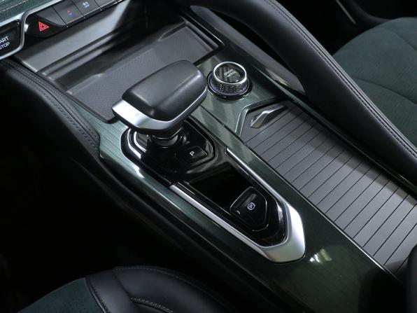 Geely Monjaro I с пробегом 2023 года, цена 3 050 000 рублей, 63475 км, внедорожник, Автокод Объявления