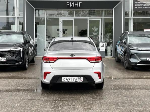 Kia Rio IV с пробегом 2020 года, цена 1 080 000 рублей, 186000 км, седан, Автокод Объявления