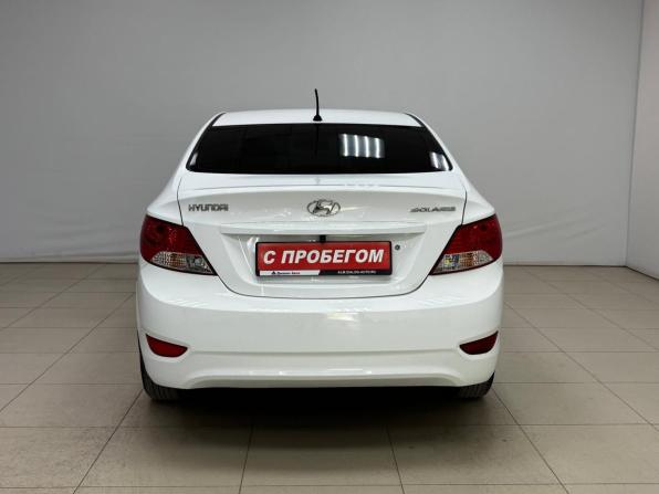Hyundai Solaris I с пробегом 2014 года, цена 650 000 рублей, 193609 км, седан, Автокод Объявления