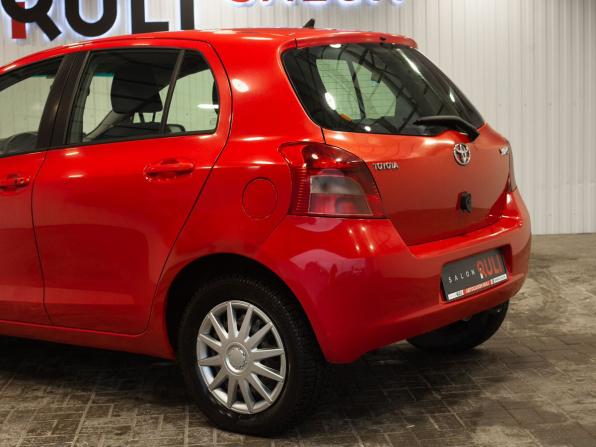 Toyota Yaris II с пробегом 2008 года, цена 542 000 рублей, 249595 км, хэтчбек, Автокод Объявления