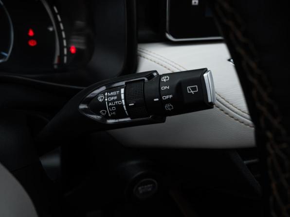 Haval Jolion I Рестайлинг с пробегом 2024 года, цена 2 048 000 рублей, 42466 км, внедорожник, Автокод Объявления