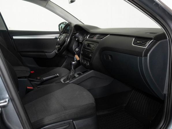 Skoda Octavia III (A7) с пробегом 2013 года, цена 900 000 рублей, 404990 км, лифтбек, Автокод Объявления