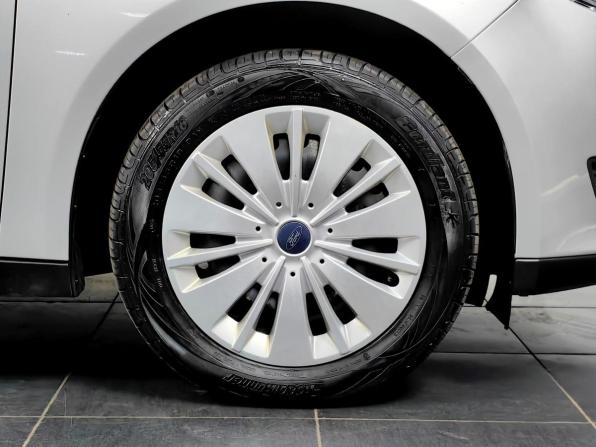 Ford Focus III Рестайлинг с пробегом 2018 года, цена 1 037 000 рублей, 180868 км, универсал, Автокод Объявления