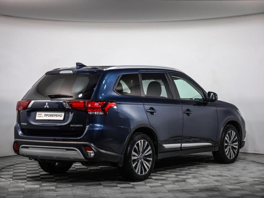 Mitsubishi Outlander III Рестайлинг 3 Санкт-Петербург  - изображение 5