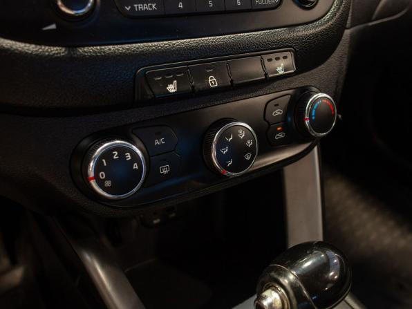 Kia Ceed II с пробегом 2014 года, цена 970 000 рублей, 263178 км, хэтчбек, Автокод Объявления