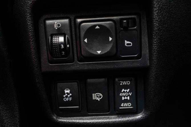 Nissan Juke I с пробегом 2012 года, цена 1 049 000 рублей, 137163 км, внедорожник, Автокод Объявления