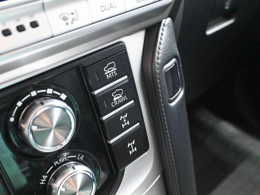 Toyota Land Cruiser Prado 150 Series Рестайлинг 3 Ростов-на-Дону  - изображение 25