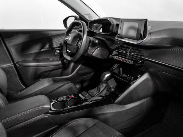 Peugeot 2008 II с пробегом 2021 года, цена 1 589 000 рублей, 100432 км, внедорожник, Автокод Объявления