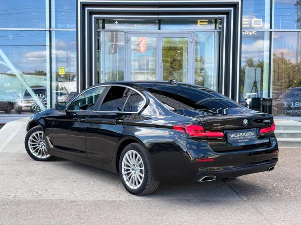 BMW 5 серии VII (G30/G31/G38) Рестайлинг с пробегом 2021 года, цена 3 499 000 рублей, 215105 км, седан, Автокод Объявления