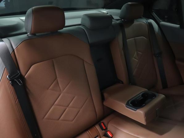 BMW 5 серии VIII (G60/G61/G68) с пробегом 2025 года, цена 8 290 000 рублей, 10482 км, седан, Автокод Объявления