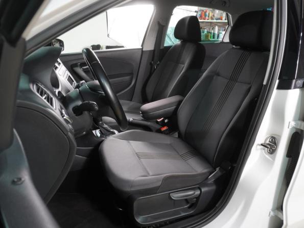 Volkswagen Polo V Рестайлинг с пробегом 2016 года, цена 1 099 000 рублей, 245126 км, седан, Автокод Объявления