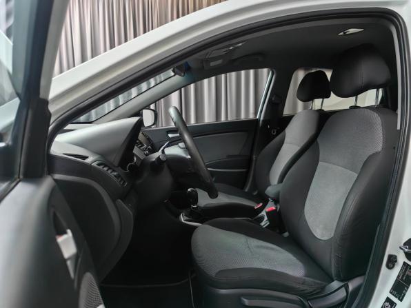 Hyundai Solaris I с пробегом 2013 года, цена 589 000 рублей, 239538 км, седан, Автокод Объявления