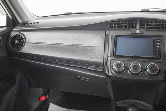 Toyota Corolla XI (E160 E170 E180) Рестайлинг 1 с пробегом 2017 года, цена 1 149 000 рублей, 120000 км, седан, Автокод Объявления
