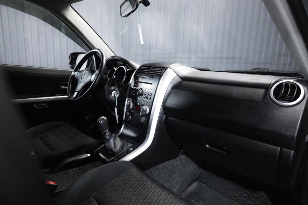 Suzuki Grand Vitara II Рестайлинг 2 Тюмень  - изображение 19