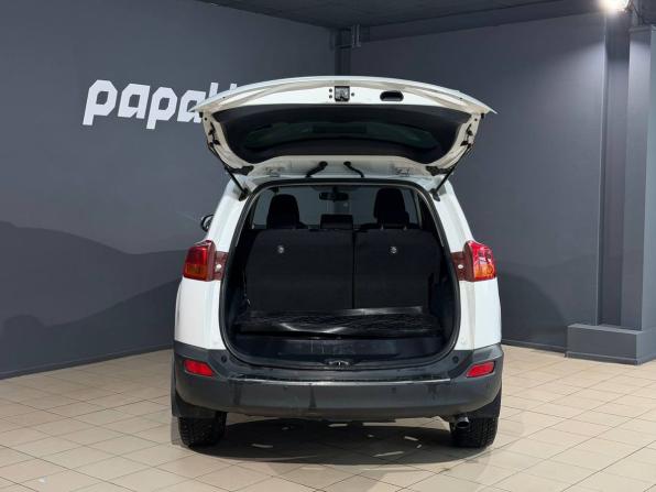 Toyota RAV4 IV (XA40) с пробегом 2013 года, цена 1 365 000 рублей, 194600 км, внедорожник, Автокод Объявления