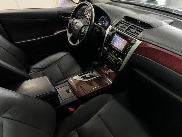 Toyota Camry VII (XV50) с пробегом 2014 года, цена 1 399 000 рублей, 288053 км, седан, Автокод Объявления
