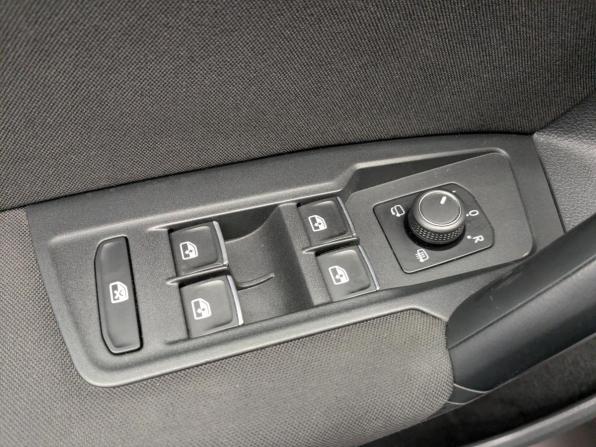 Volkswagen Tiguan II с пробегом 2018 года, цена 2 080 000 рублей, 143505 км, внедорожник, Автокод Объявления