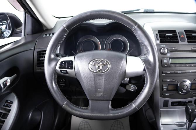 Toyota Corolla X (E140 E150) Рестайлинг с пробегом 2010 года, цена 799 000 рублей, 190300 км, седан, Автокод Объявления