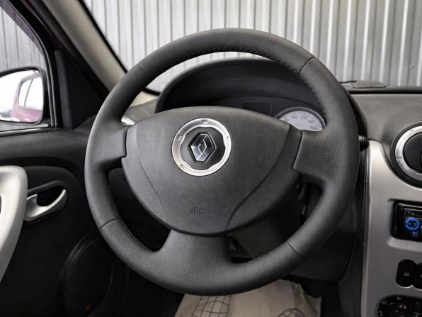Renault Sandero I с пробегом 2011 года, цена 557 000 рублей, 142134 км, хэтчбек, Автокод Объявления