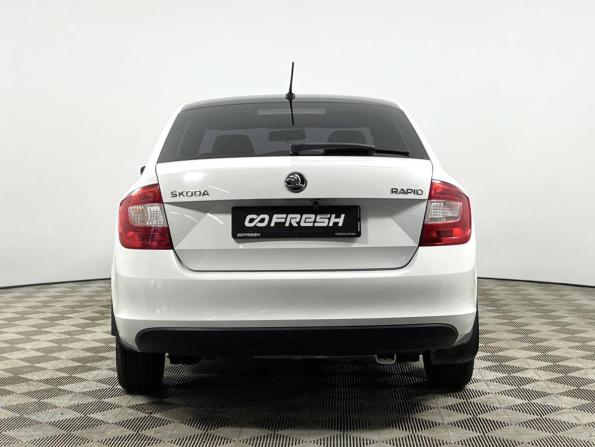 Skoda Rapid I с пробегом 2016 года, цена 855 900 рублей, 110336 км, лифтбек, Автокод Объявления