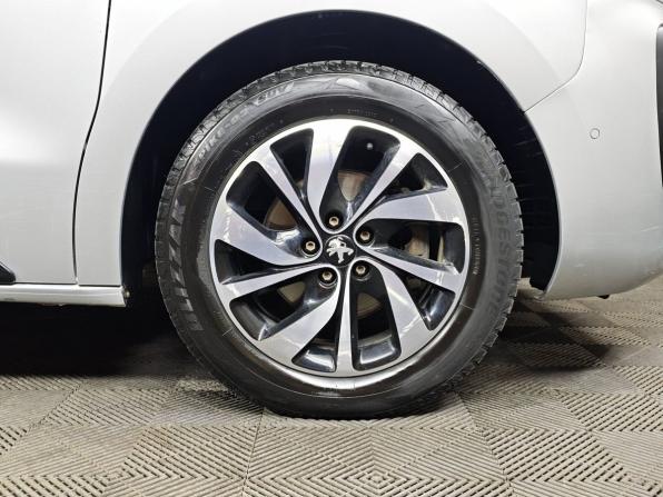 Peugeot Traveller I с пробегом 2020 года, цена 2 599 000 рублей, 132823 км, минивэн, Автокод Объявления