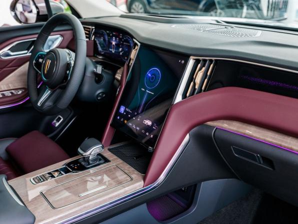 Hongqi HS7 II с пробегом 2025 года, цена 5 590 000 рублей, 4 км, внедорожник, Автокод Объявления
