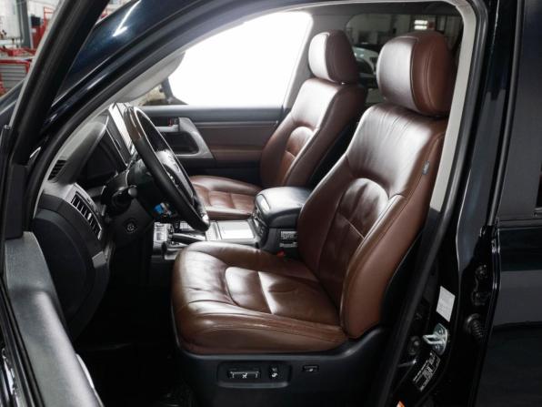 Toyota Land Cruiser 200 Series Рестайлинг 2 с пробегом 2016 года, цена 6 050 000 рублей, 216958 км, внедорожник, Автокод Объявления
