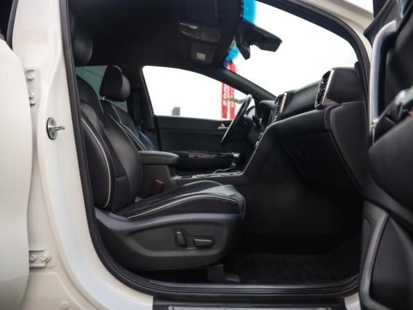 Kia Sportage IV Рестайлинг с пробегом 2018 года, цена 2 239 000 рублей, 95890 км, внедорожник, Автокод Объявления
