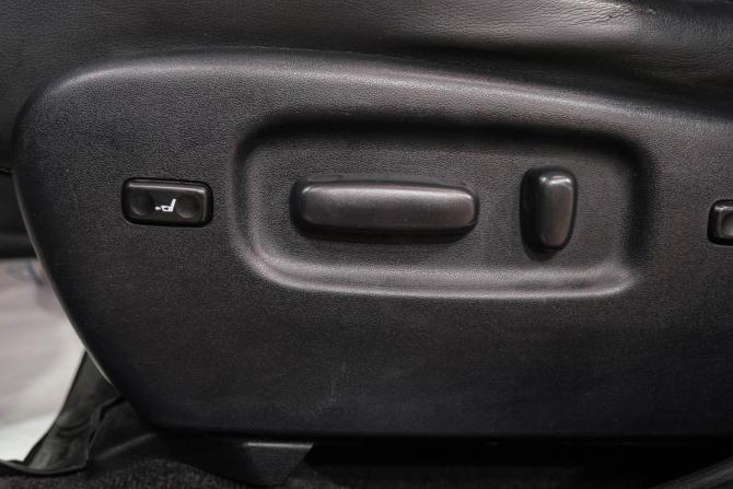 Toyota Highlander II (XU40) Рестайлинг с пробегом 2013 года, цена 2 379 000 рублей, 280000 км, внедорожник, Автокод Объявления