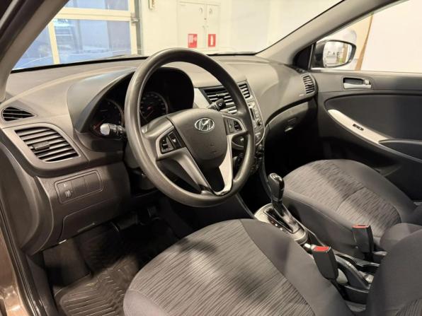 Hyundai Solaris I Рестайлинг с пробегом 2015 года, цена 990 000 рублей, 168644 км, седан, Автокод Объявления