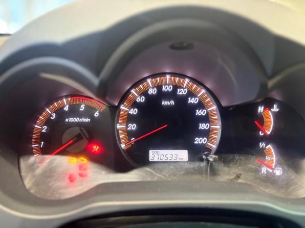 Toyota Hilux VII с пробегом 2011 года, цена 1 989 000 рублей, 370533 км, пикап, Автокод Объявления