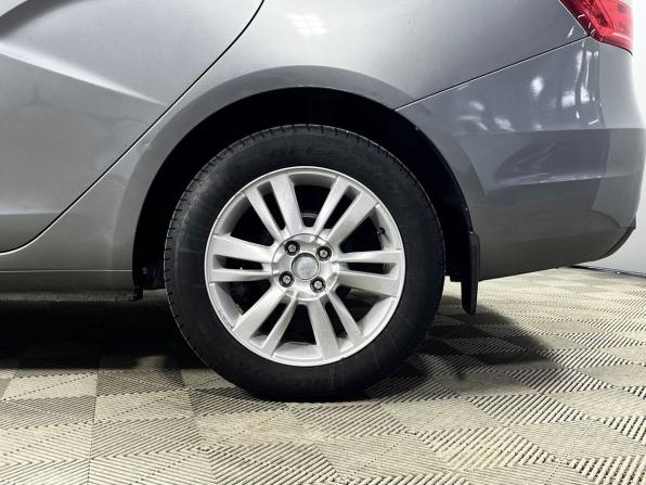 Lada (ВАЗ) Vesta I с пробегом 2018 года, цена 880 000 рублей, 114118 км, седан, Автокод Объявления