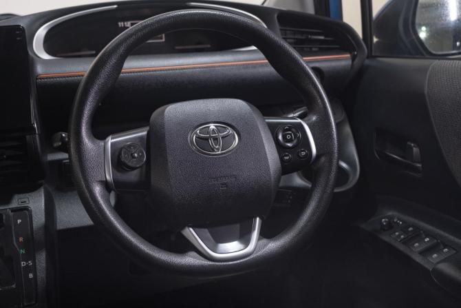 Toyota Sienta II Рестайлинг с пробегом 2019 года, цена 1 329 000 рублей, 108575 км, компактвэн, Автокод Объявления