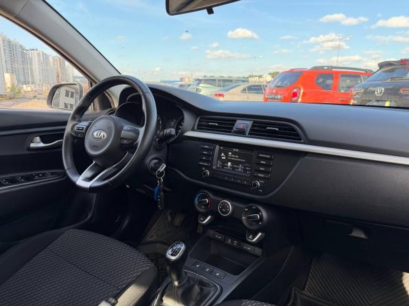 Kia Rio IV с пробегом 2017 года, цена 1 125 000 рублей, 122000 км, седан, Автокод Объявления