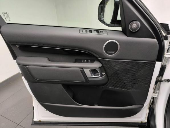Land Rover Discovery V Рестайлинг с пробегом 2021 года, цена 7 152 000 рублей, 72082 км, внедорожник, Автокод Объявления