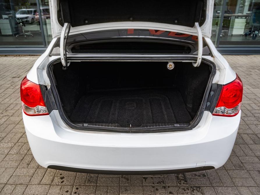 Chevrolet Cruze I Рестайлинг Курган  - изображение 18