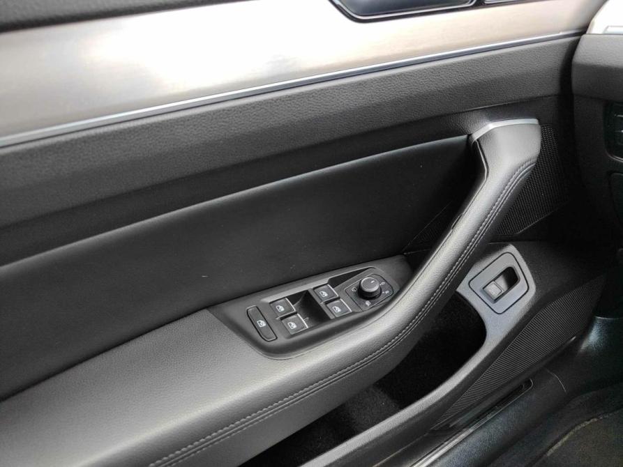 Volkswagen Passat B8 Санкт-Петербург  - изображение 21