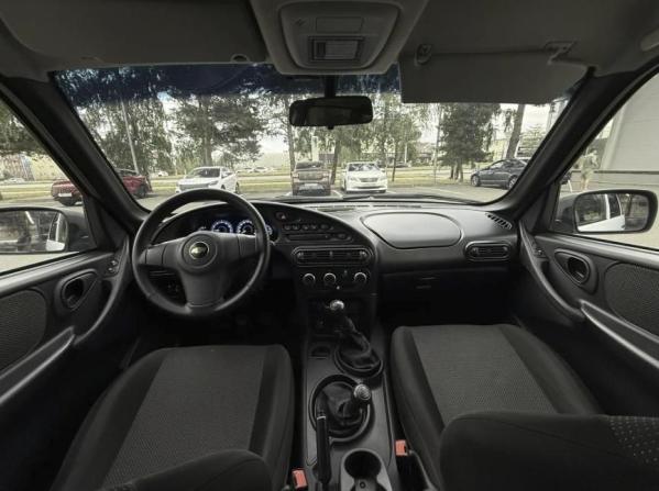 Chevrolet Niva I Рестайлинг с пробегом 2018 года, цена 725 000 рублей, 151715 км, внедорожник, Автокод Объявления